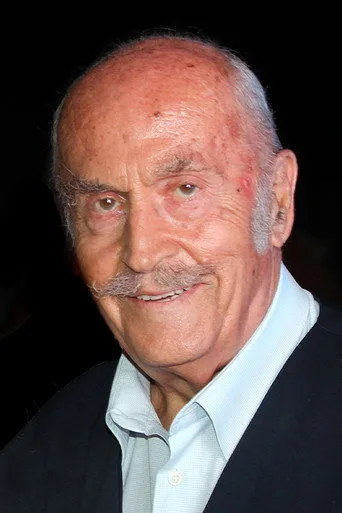 Altan Günbay, En Son Babalar Duyar dizisinde Zühtü rolünde