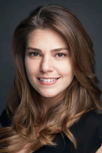 Aslı Enver, Suskunlar dizisinde Ahu Kumral rolünde