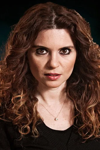 Aylin Kabasakal, Güzel Köylü dizisinde Nurten Yaşabasmaz Kalas rolünde
