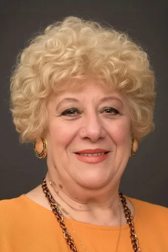 Ayten Erman, Cennet Mahallesi dizisinde Kısmet Ana rolünde