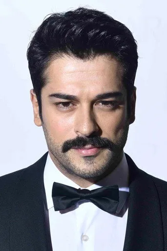 Burak Özçivit, Kuruluş Osman dizisinde Osman Bey rolünde