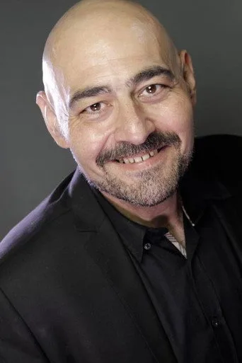 Cem Cücenoğlu — Türk dizi oyuncusu fotoğrafı