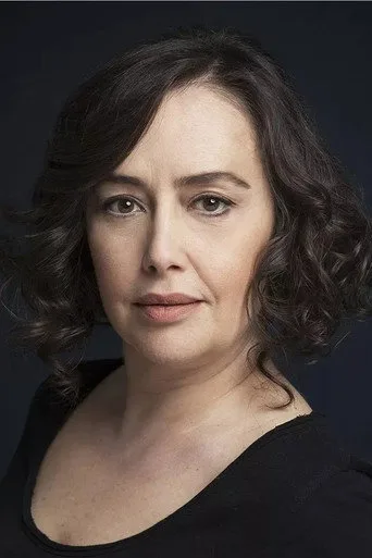 Devrim Atmaca, Kalp Atışı dizisinde Nesrin Erdem rolünde