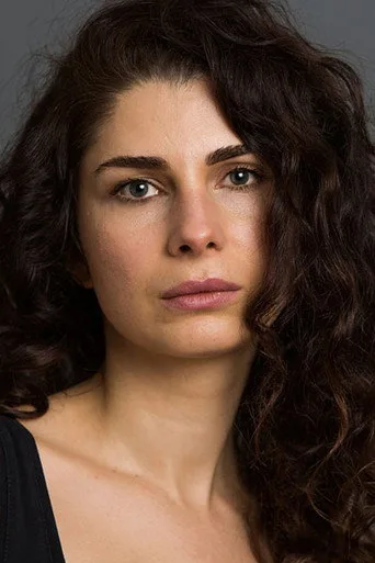 Ece Özdikici, Kadın dizisinde Jale Demir rolünde