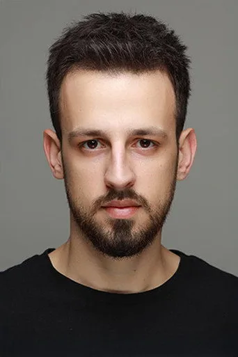 Ege Tanman, Bez Bebek dizisinde Emre rolünde