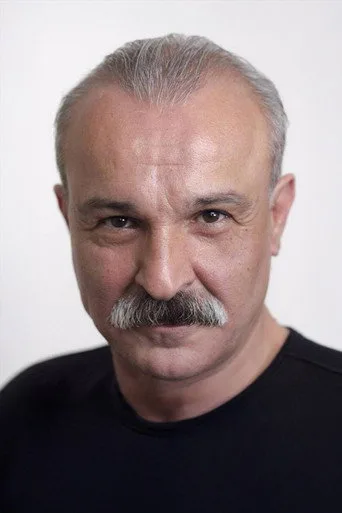 Hakan Vanlı, Baba dizisinde Adnan Ersoy rolünde