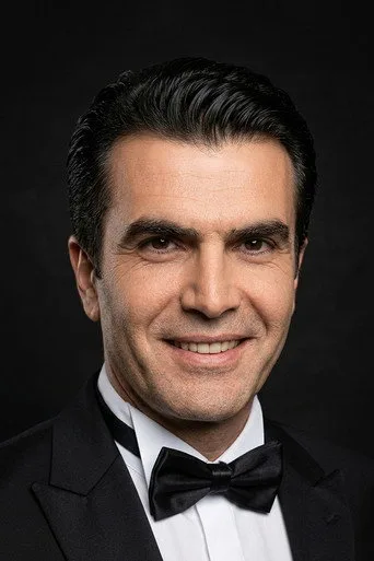 İsmet Özhan, Böyle mi Olacaktı dizisinde Ahmet Tanrıyar (2) rolünde