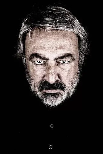 Kaya Akarsu, Çalıkuşu dizisinde Yüzbaşı İhsan rolünde