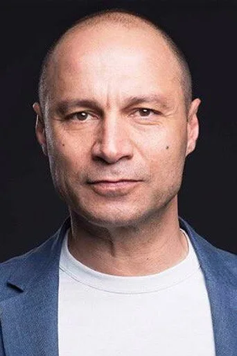 Kürşat Alnıaçık, Kara Sevda dizisinde Önder Sezin rolünde