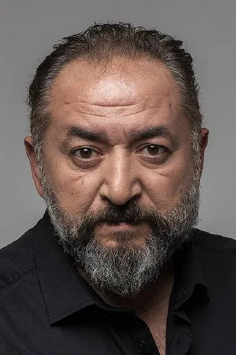 Levent Ünsal, Boşgezen ve Kalfası dizisinde Satılmış rolünde