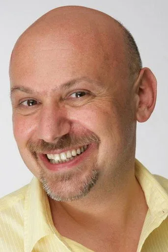 Mehmet Auf, Çocuklar Duymasın dizisinde Selçuk rolünde