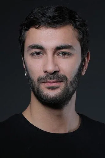 Mehmet Korhan Fırat, Şefkat Tepe dizisinde Uzman Çavuş Şahin Bulut rolünde