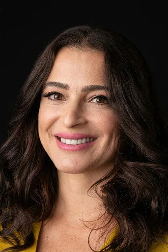 Mine Çayıroğlu, Söz dizisinde Nisan rolünde
