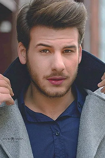 Mustafa Mert Koç — Türk dizi oyuncusu fotoğrafı