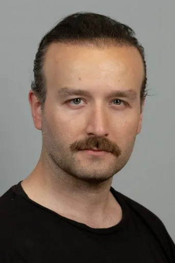 Osman Kot, Böyle Bitmesin dizisinde Adıgüzel rolünde