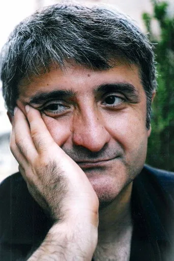 Resul Okan, Boşgezen ve Kalfası dizisinde Kapıcı rolünde
