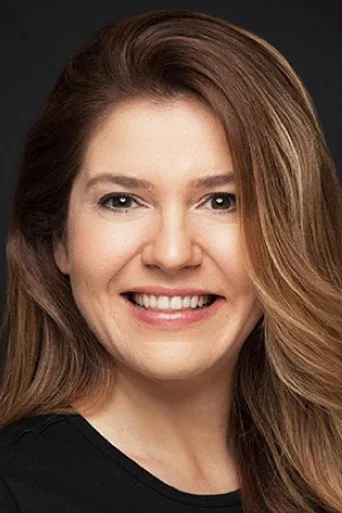 Selen Domaç, Muhtemel Aşk dizisinde Suzan Poyraz rolünde