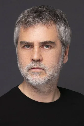 Serhat Tutumluer, Hercai dizisinde Hazar Şadoğlu rolünde