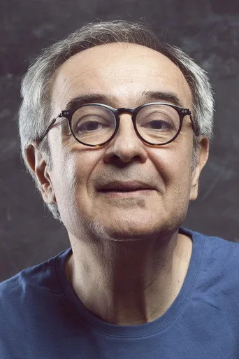 Şerif Erol, Kadın dizisinde Enver Sarıkadı rolünde
