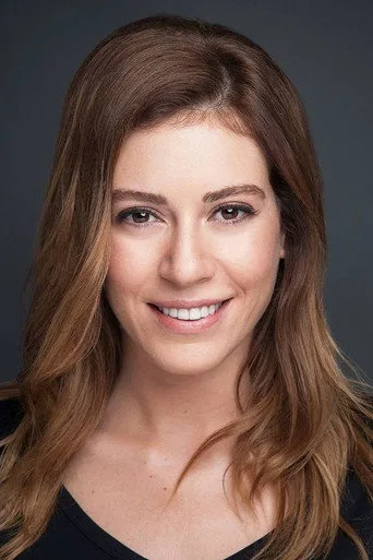 Sinem Kobal, Selena dizisinde Selena rolünde