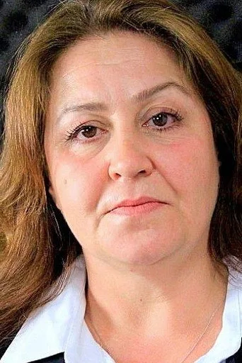 Sultan Köroğlu Kılıç, Aşk Laftan Anlamaz dizisinde Emine Uzun rolünde