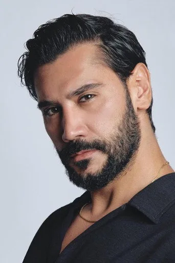 Uğur Güneş, Rüya Gibi dizisinde Emir Baran rolünde