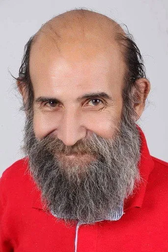 Uğurtan Sayıner, Bizimkiler dizisinde Sarhoş Cemil rolünde