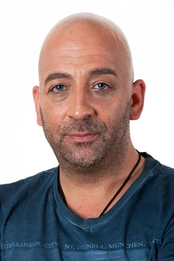 Ümit Çırak, Sıdıka dizisinde Kenar (2) rolünde