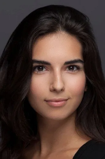 Yasemin Yazıcı, Son Yaz dizisinde Naz Yaman Sancaktar rolünde