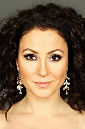 Yonca Şahinbaş — Türk dizi oyuncusu fotoğrafı
