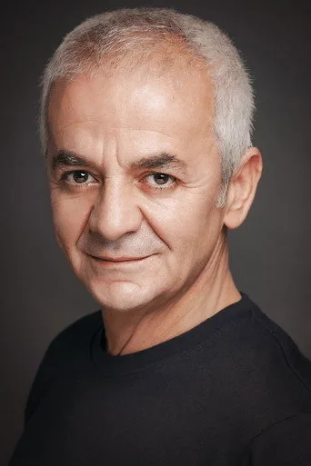 Zafer Algöz — Türk dizi oyuncusu fotoğrafı