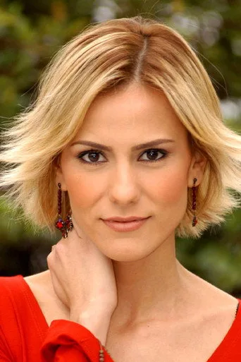 Zeynep Tokuş, Deli Yürek dizisinde Zeynep rolünde